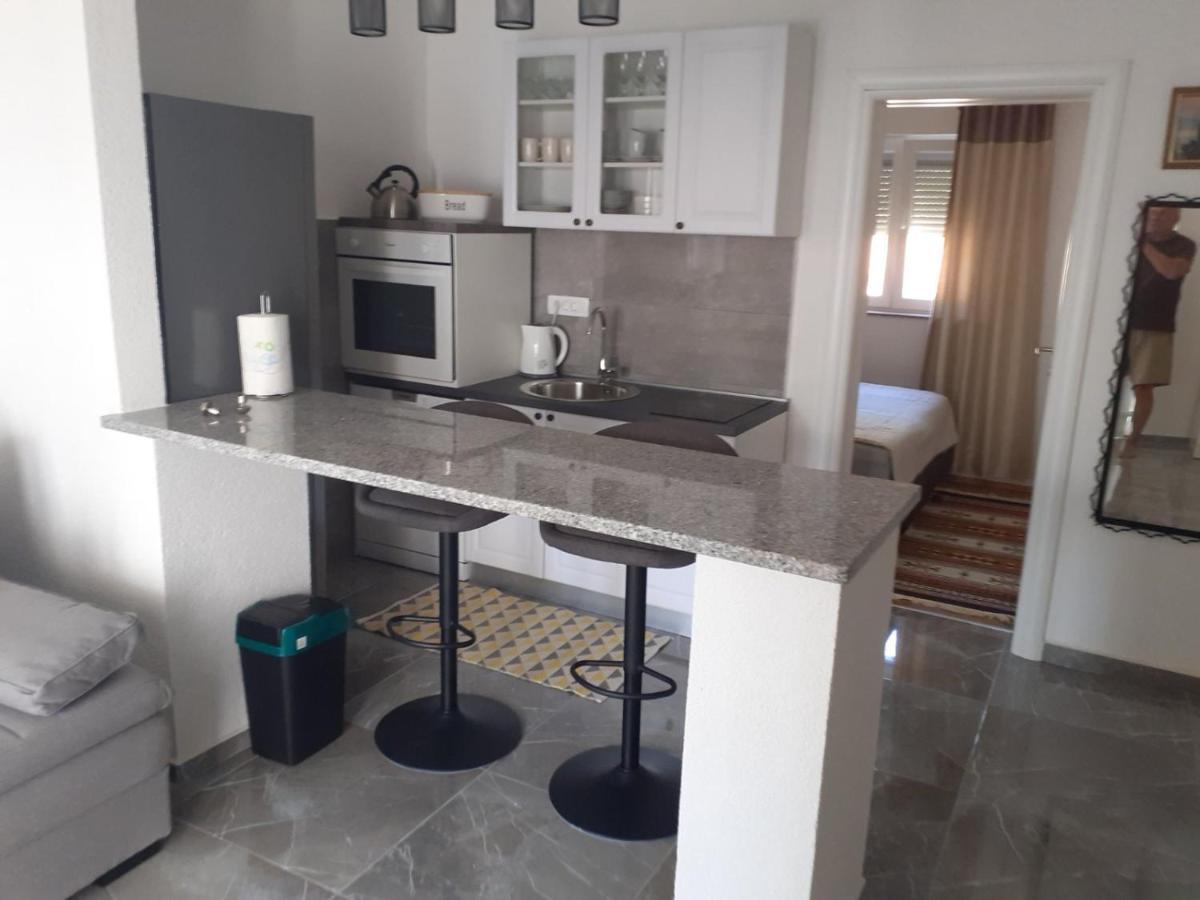 Pavel, Studio Apartman Privlaka  Extérieur photo